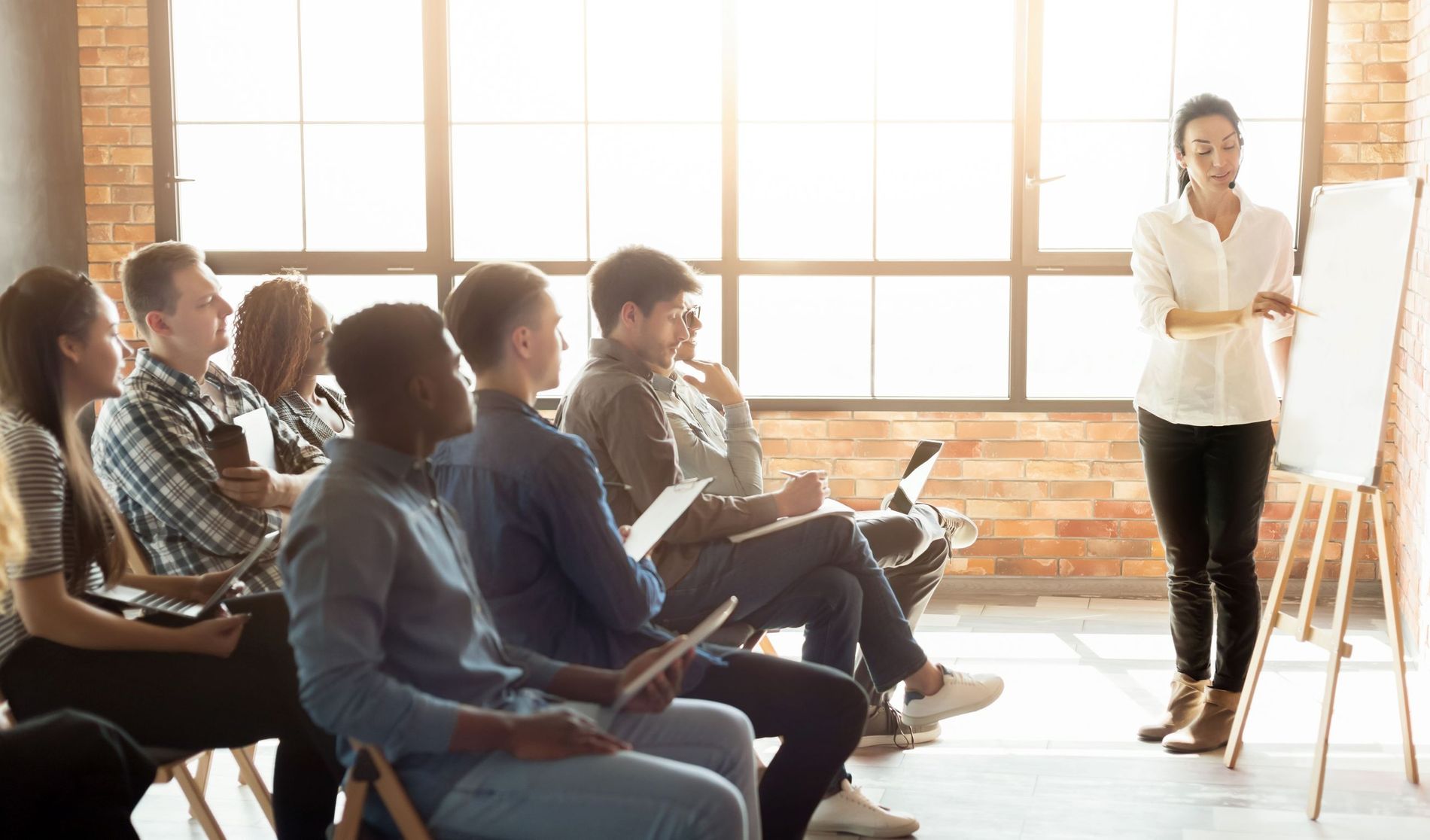 CORSI BUSINESS GALLERY 1 .jpeg